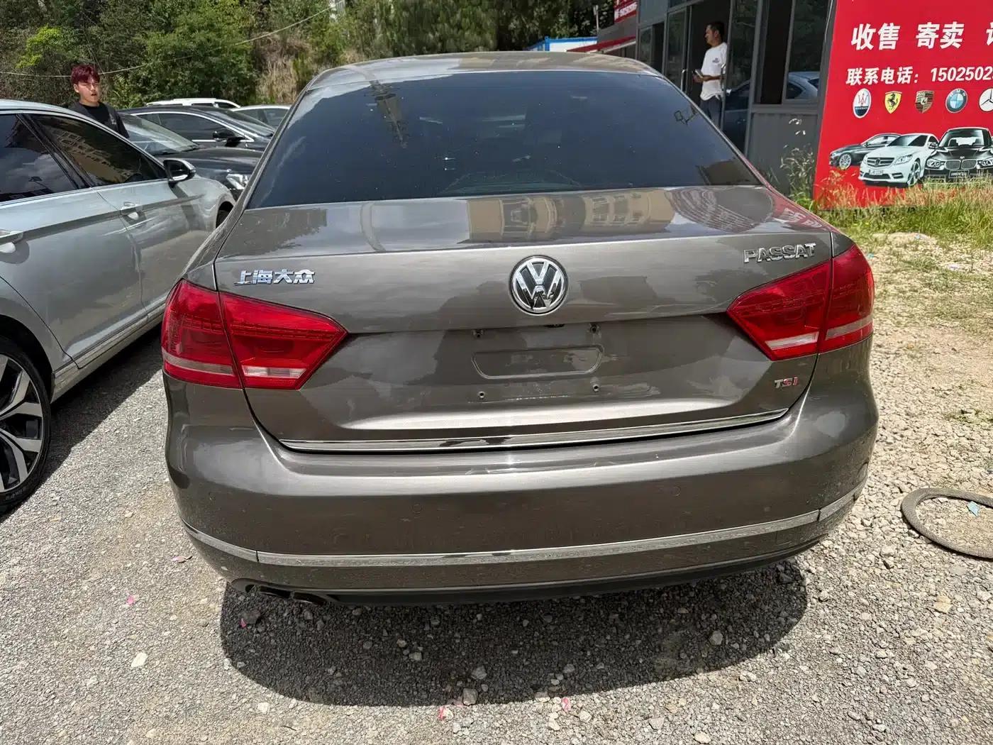 2011 Passat 1.8TSI DSG Premium Edition — миниатюра 8