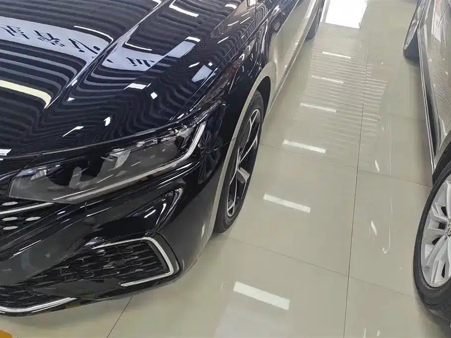 2024 Passat 330TSI Starry Sky Elite Edition — миниатюра 5