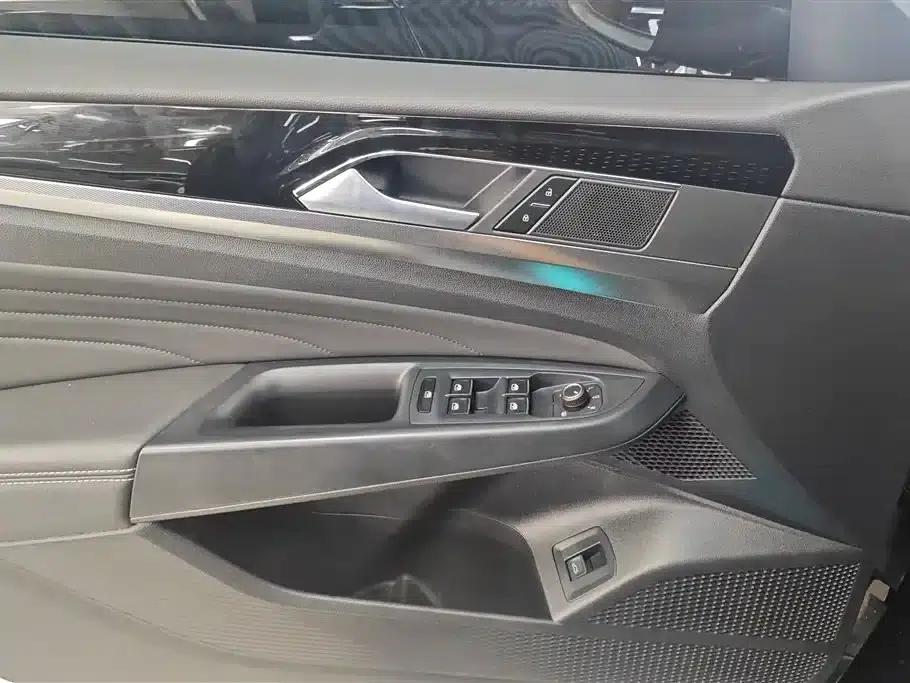2024 Passat 330TSI Starry Sky Elite Edition — миниатюра 7