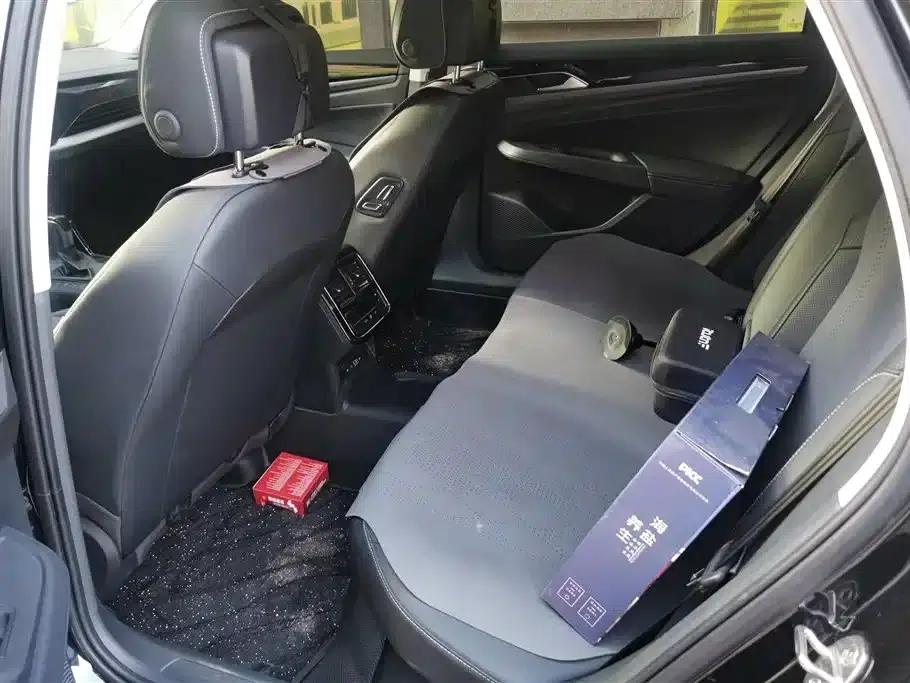 2025 Volkswagen Passat Outstanding Edition 380TSI Starry Sky Dragon Edition — миниатюра 11