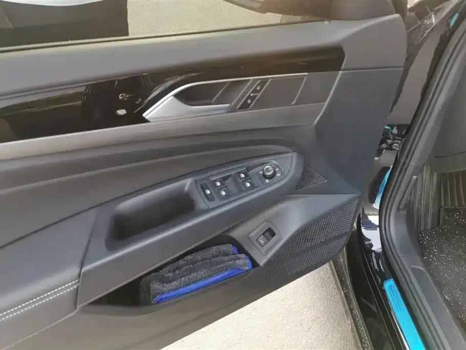 2025 Volkswagen Passat Outstanding Edition 380TSI Starry Sky Dragon Edition — миниатюра 7