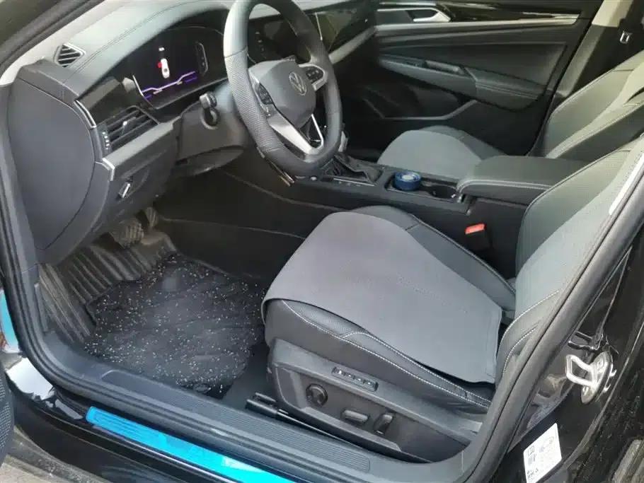 2025 Volkswagen Passat Outstanding Edition 380TSI Starry Sky Dragon Edition — миниатюра 9