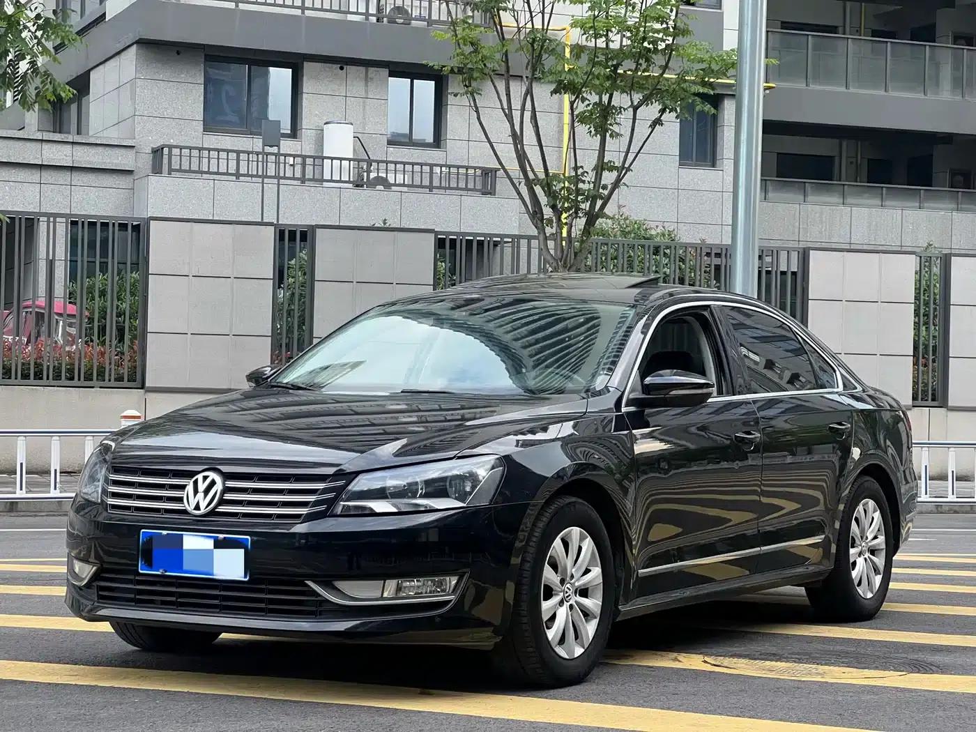 2013 Passat 1.8TSI DSG Premium Edition — миниатюра 1