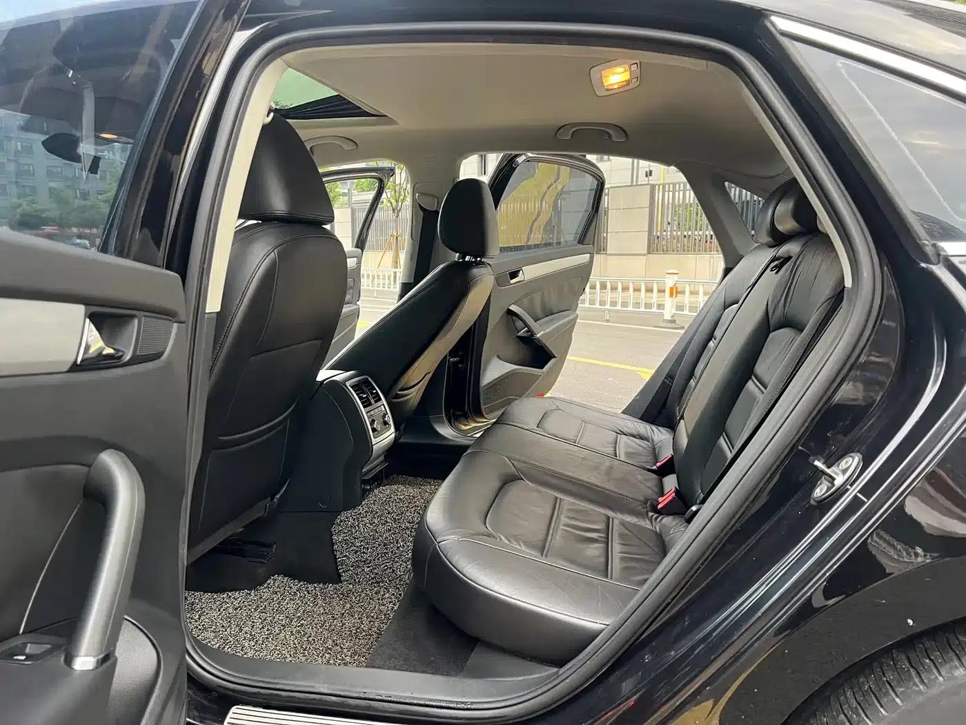 2013 Passat 1.8TSI DSG Premium Edition — миниатюра 11