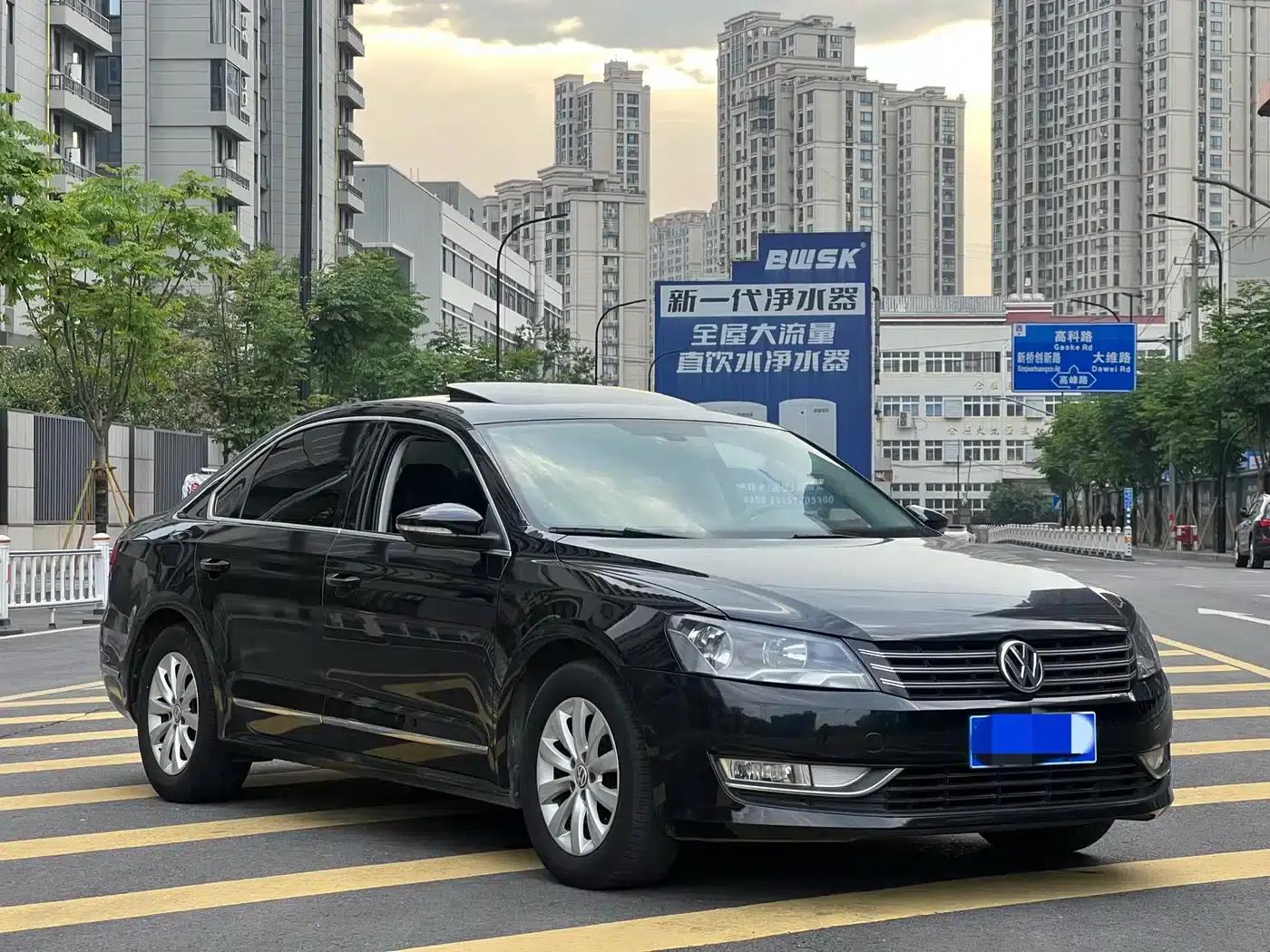 2013 Passat 1.8TSI DSG Premium Edition — миниатюра 3