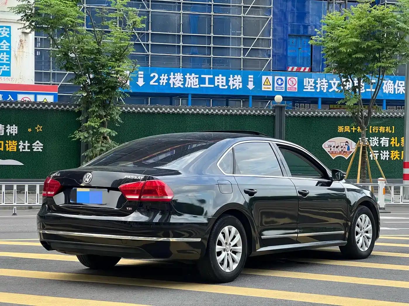 2013 Passat 1.8TSI DSG Premium Edition — миниатюра 6