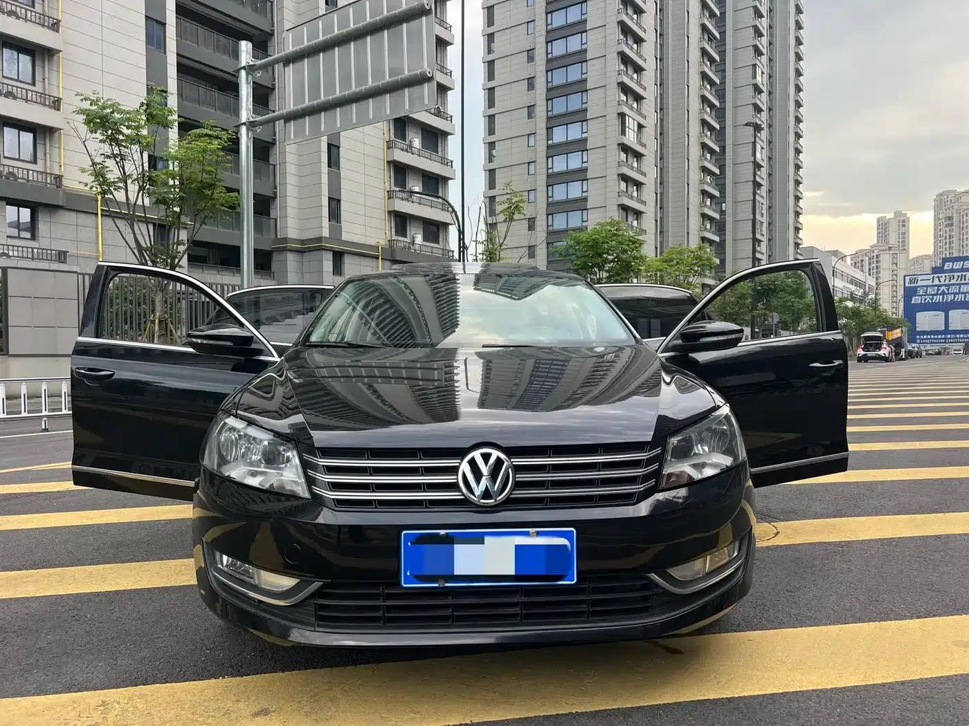 2013 Passat 1.8TSI DSG Premium Edition — миниатюра 7