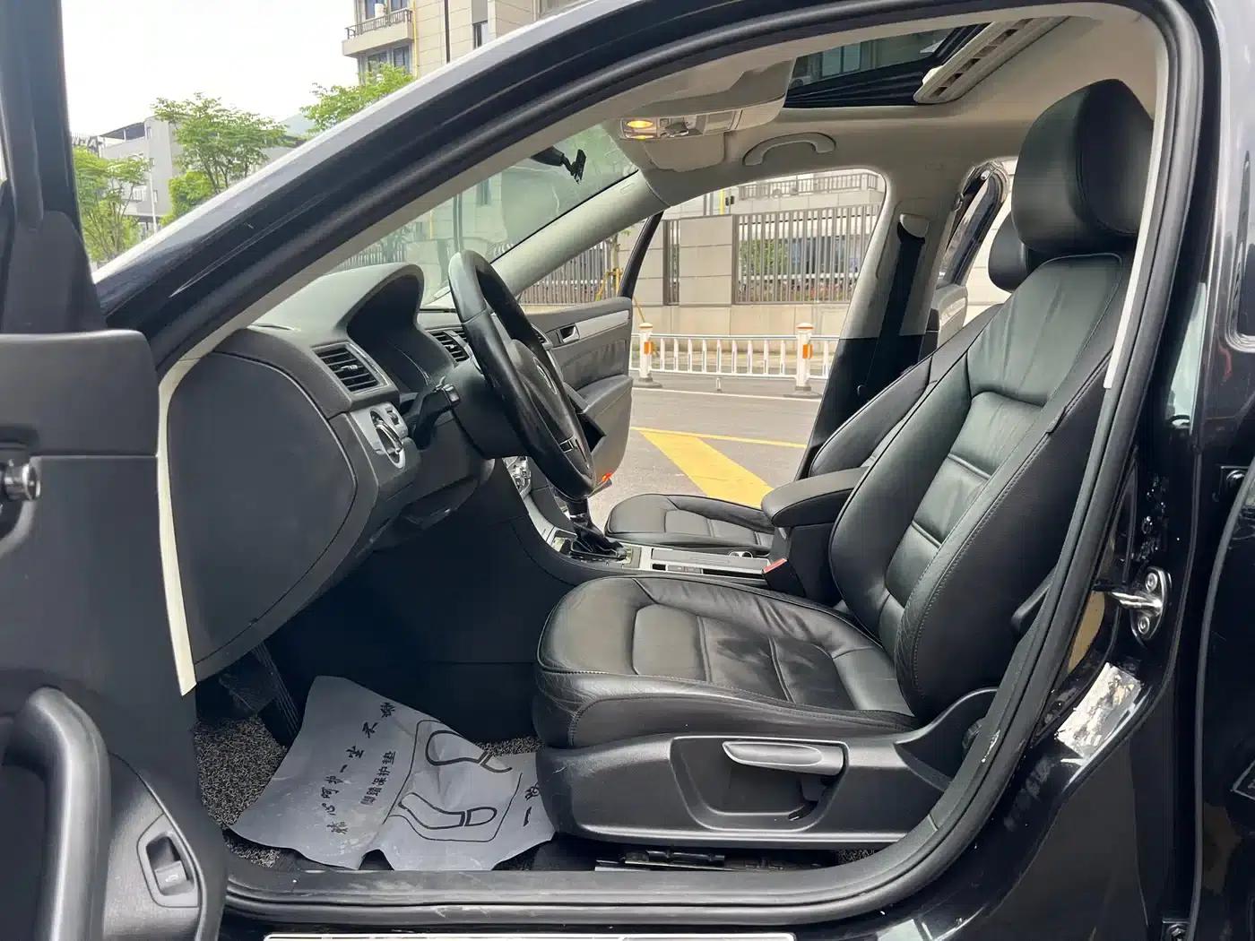 2013 Passat 1.8TSI DSG Premium Edition — миниатюра 10