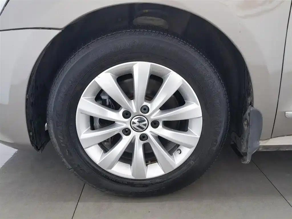 2011 Passat 1.8TSI DSG Premium Edition — миниатюра 17