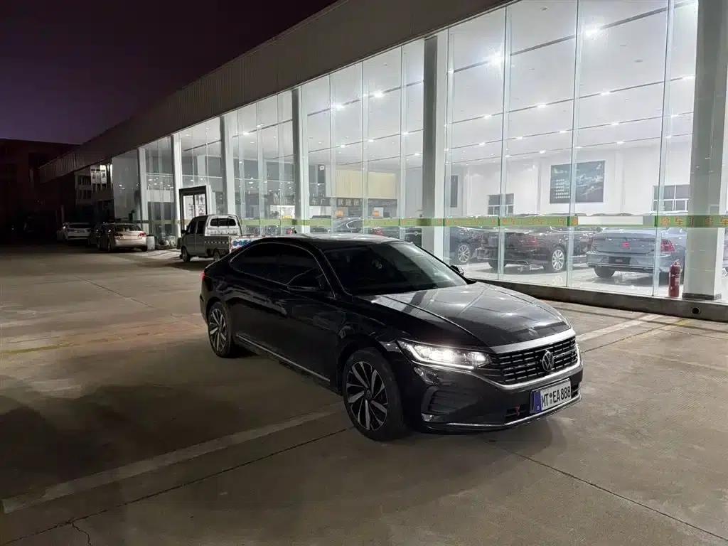 2026 Volkswagen Passat 330TSI Elite Edition — миниатюра 3