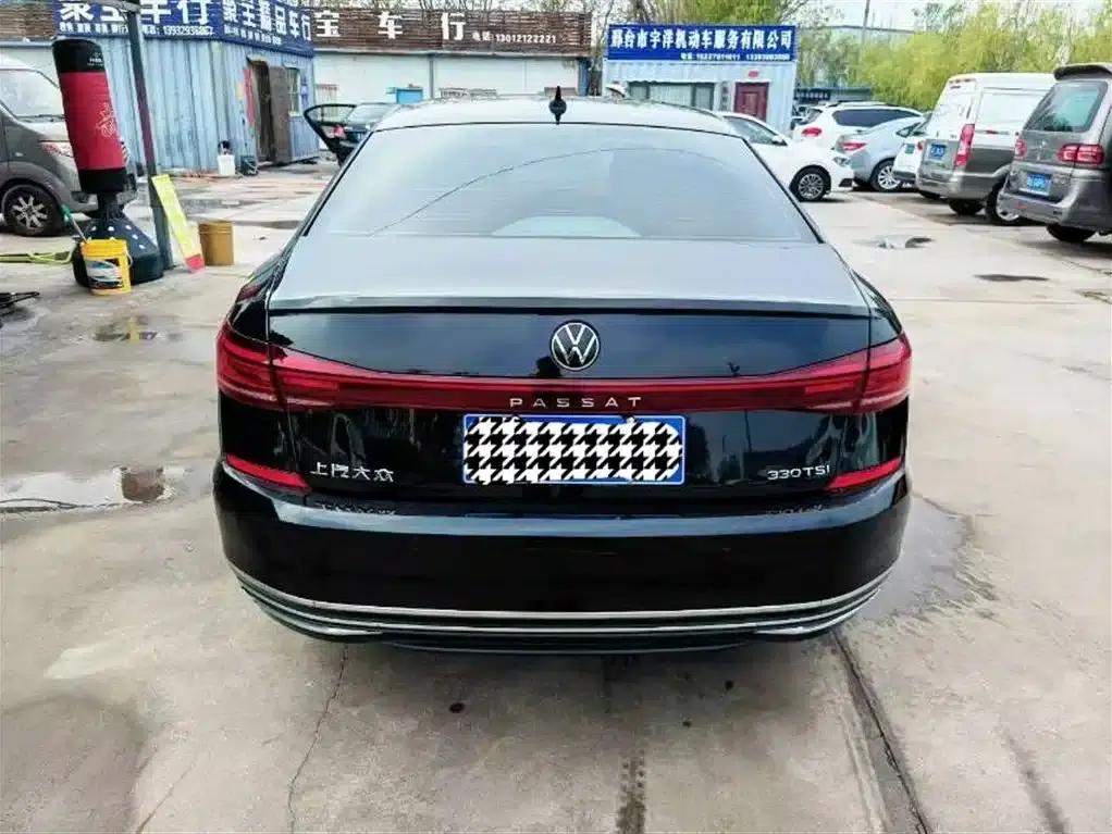 2022 Volkswagen Passat 280TSI Business Edition — миниатюра 3
