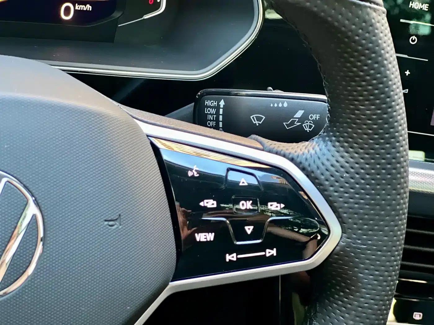 2023 Passat Facelift 330TSI Starry Sky Elite Edition — миниатюра 19