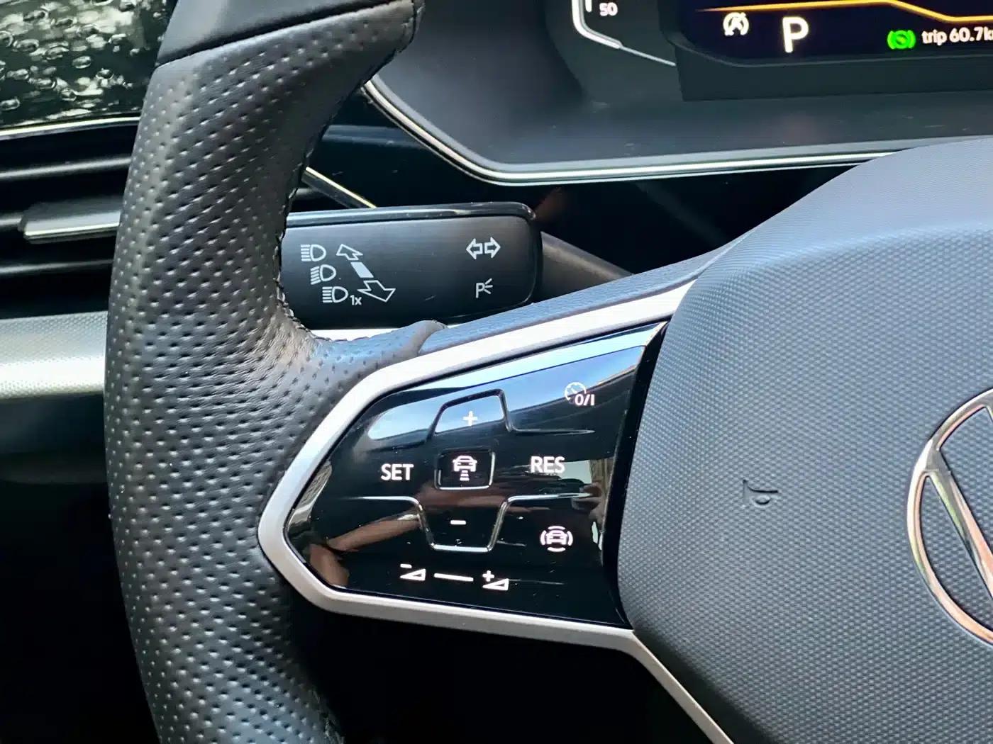 2023 Passat Facelift 330TSI Starry Sky Elite Edition — миниатюра 20
