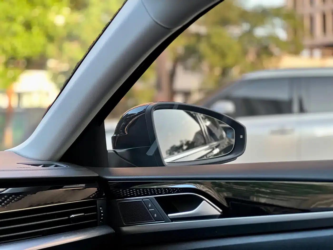 2023 Passat Facelift 330TSI Starry Sky Elite Edition — миниатюра 7