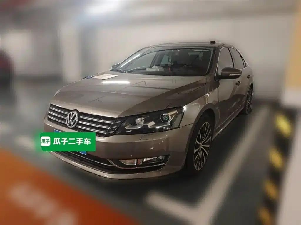 2014 Passat 2.0TSI DSG Royal Edition — миниатюра 2