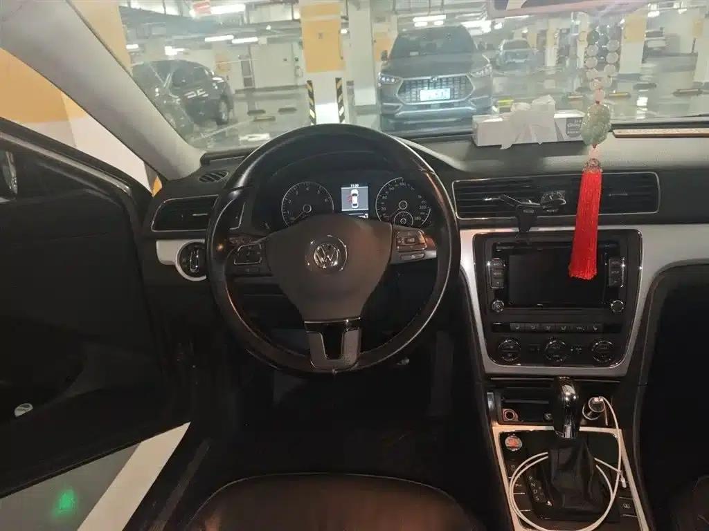 2014 Passat 2.0TSI DSG Royal Edition — миниатюра 3