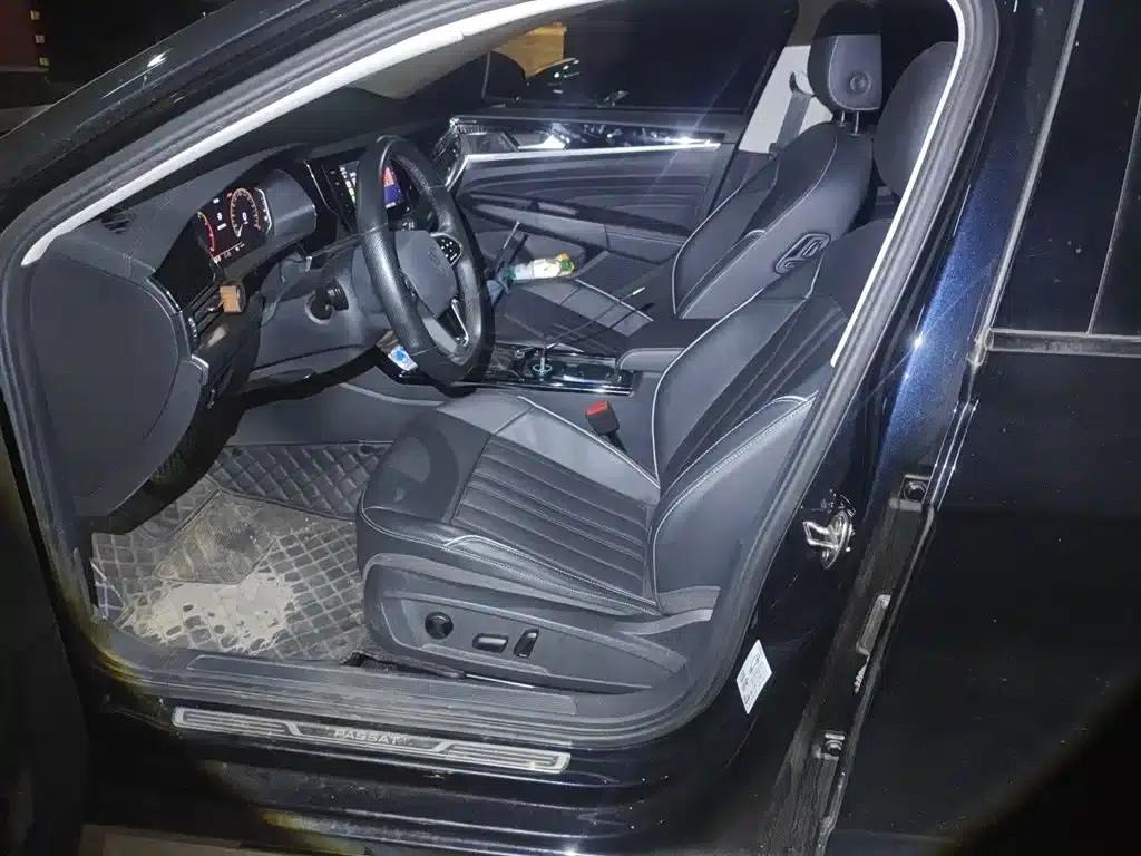 2022 Volkswagen Passat 330TSI Starry Sky Elite Edition — миниатюра 12