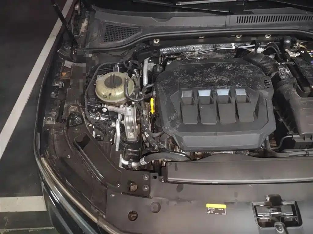 2022 Volkswagen Passat 330TSI Starry Sky Elite Edition — миниатюра 23