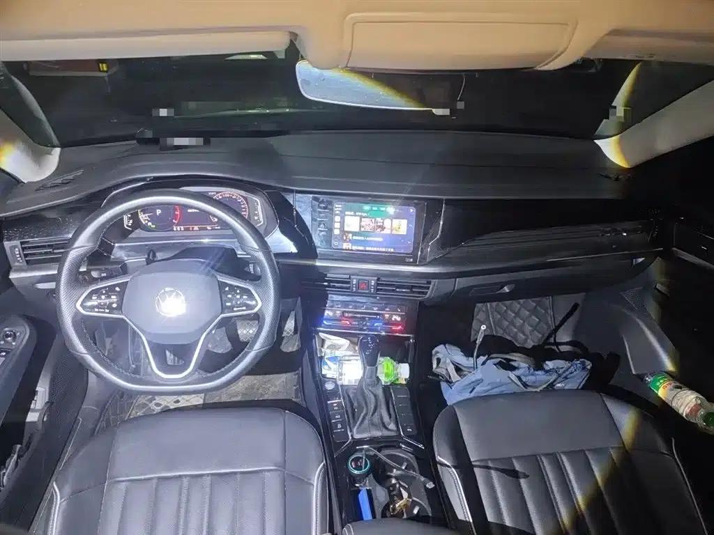 2022 Volkswagen Passat 330TSI Starry Sky Elite Edition — миниатюра 6