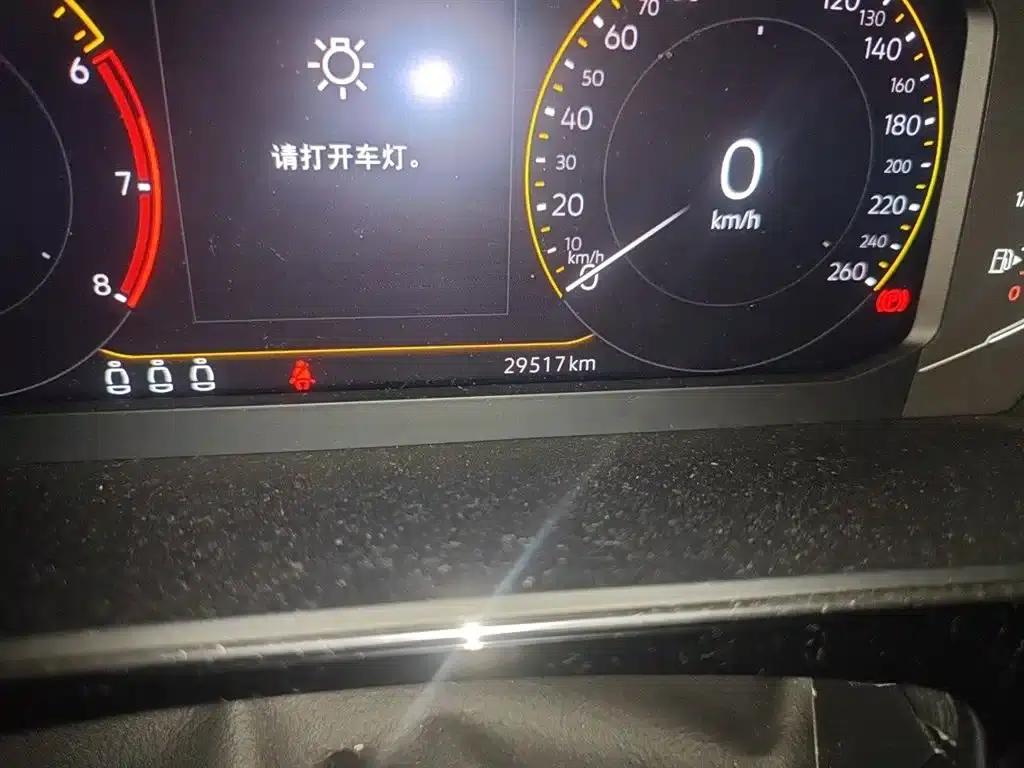 2022 Volkswagen Passat 330TSI Starry Sky Elite Edition — миниатюра 9