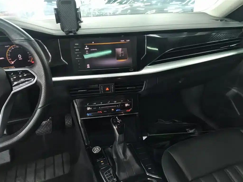 2023 Passat Facelift 330TSI Starry Sky Elite Edition — миниатюра 13