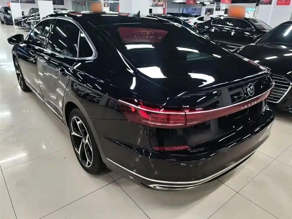 2023 Passat Facelift 330TSI Starry Sky Elite Edition — миниатюра 5