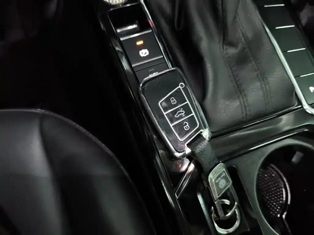 2023 Passat Facelift 330TSI Starry Sky Elite Edition — миниатюра 9