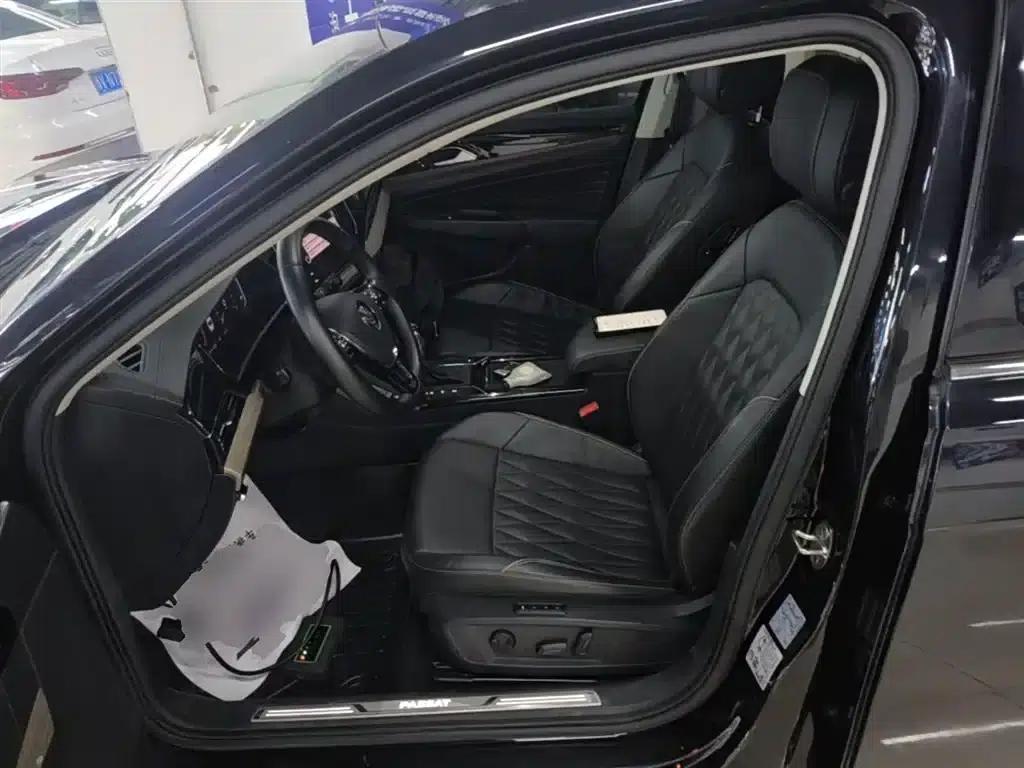 2019 Volkswagen Passat 330TSI Luxury Edition (China VI Emission Standard) — миниатюра 15