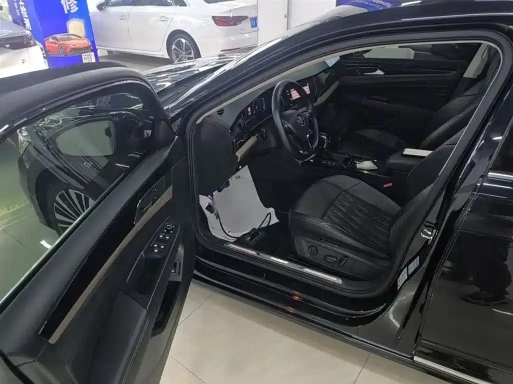 2019 Volkswagen Passat 330TSI Luxury Edition (China VI Emission Standard) — миниатюра 16