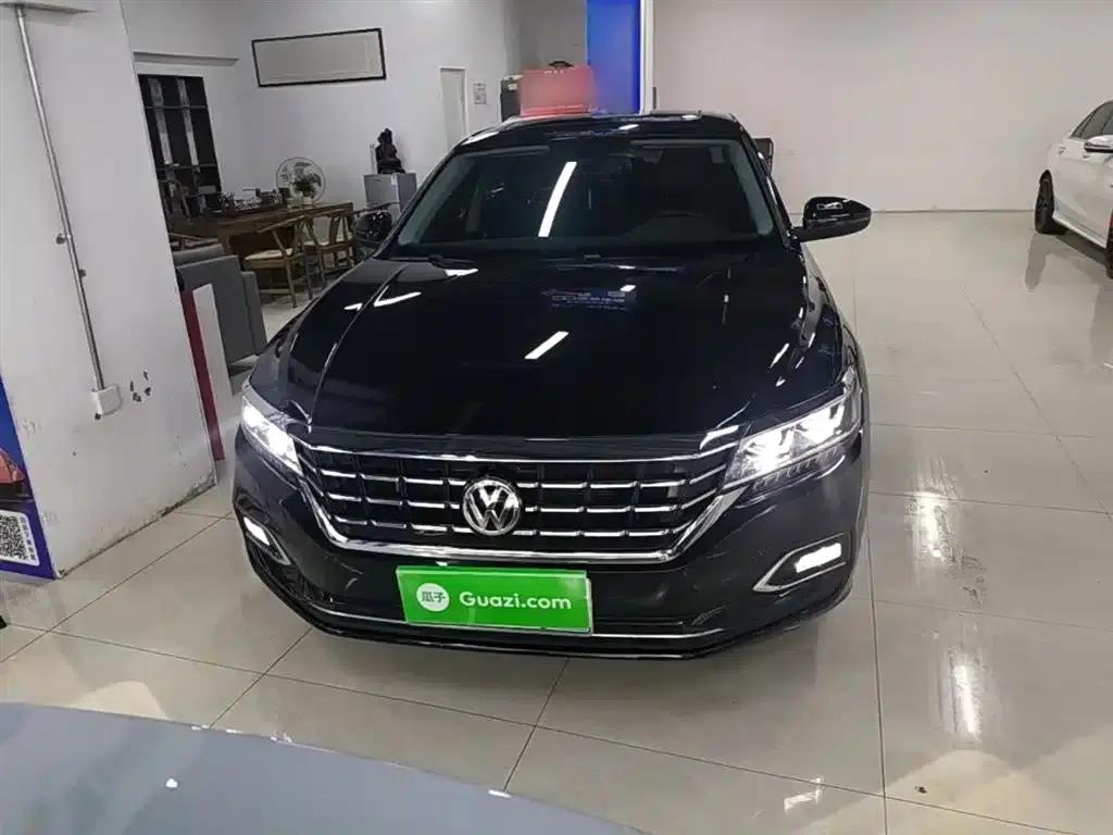 2019 Volkswagen Passat 330TSI Luxury Edition (China VI Emission Standard) — миниатюра 3