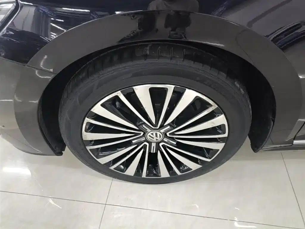2019 Volkswagen Passat 330TSI Luxury Edition (China VI Emission Standard) — миниатюра 23