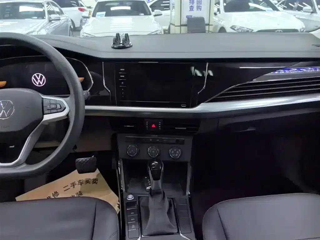 2025 Passat Outstanding Edition 280TSI Business Version — миниатюра 13