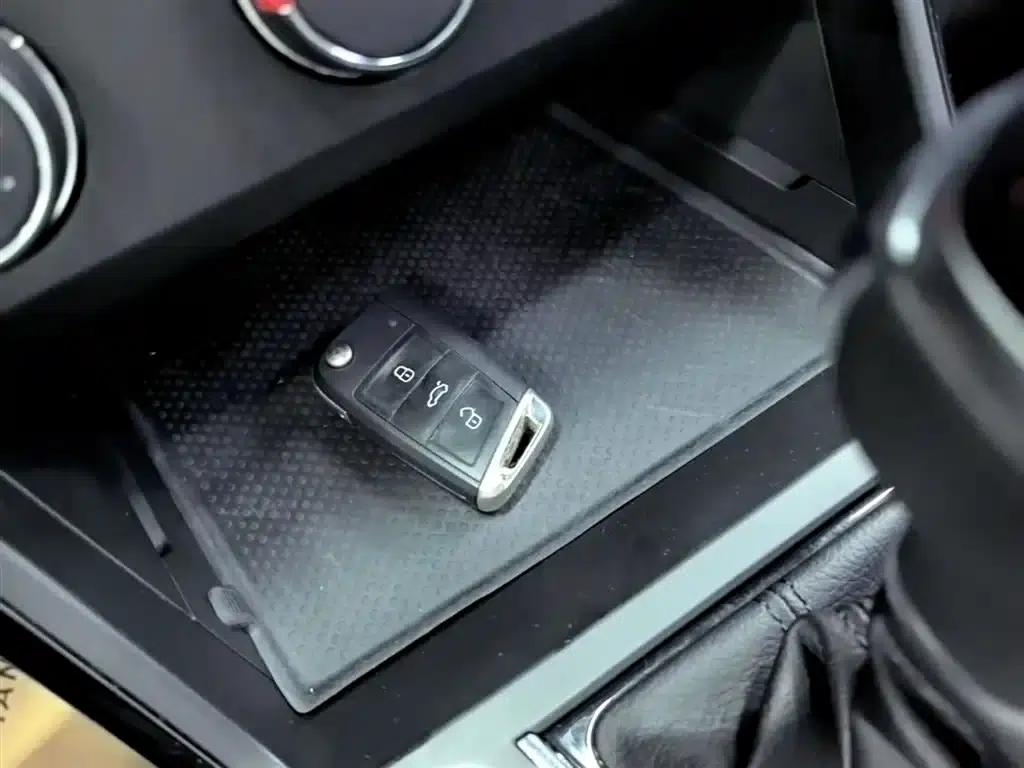 2025 Passat Outstanding Edition 280TSI Business Version — миниатюра 9