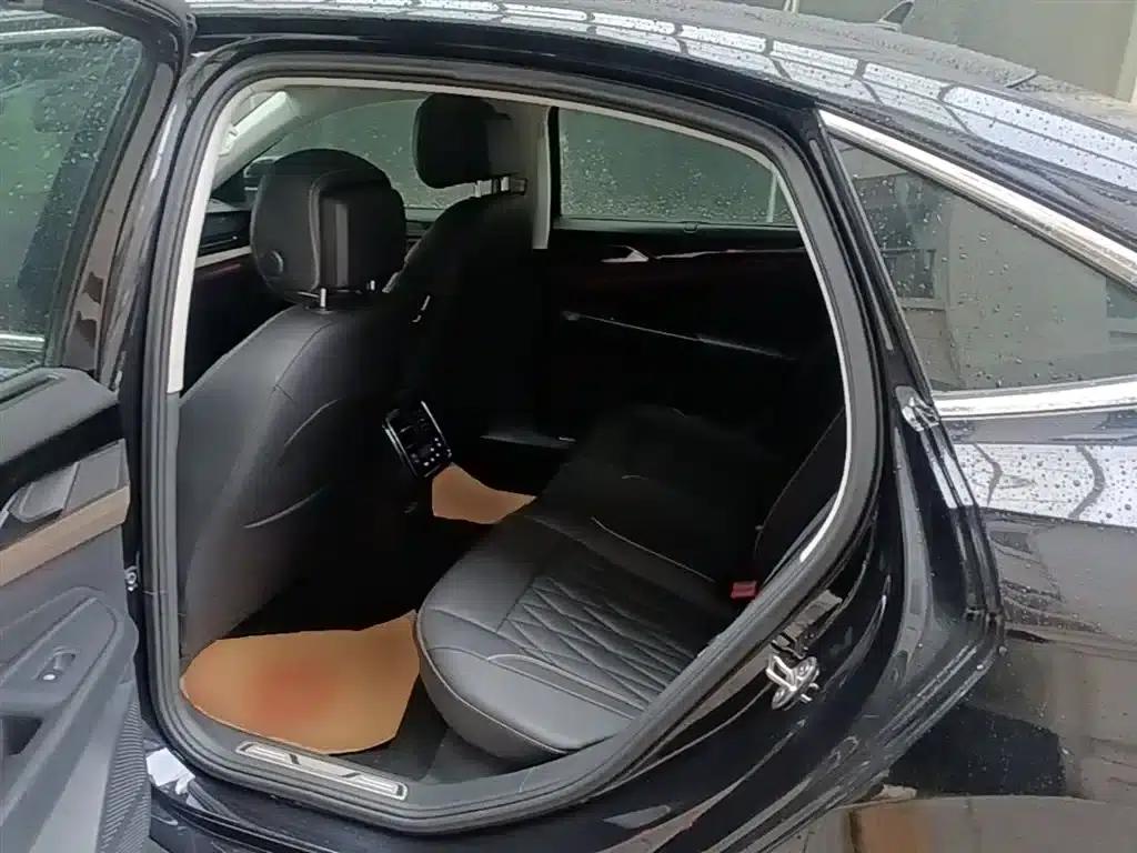 2019 Volkswagen Passat 330TSI Luxury Edition (China VI Emission Standard) — миниатюра 17