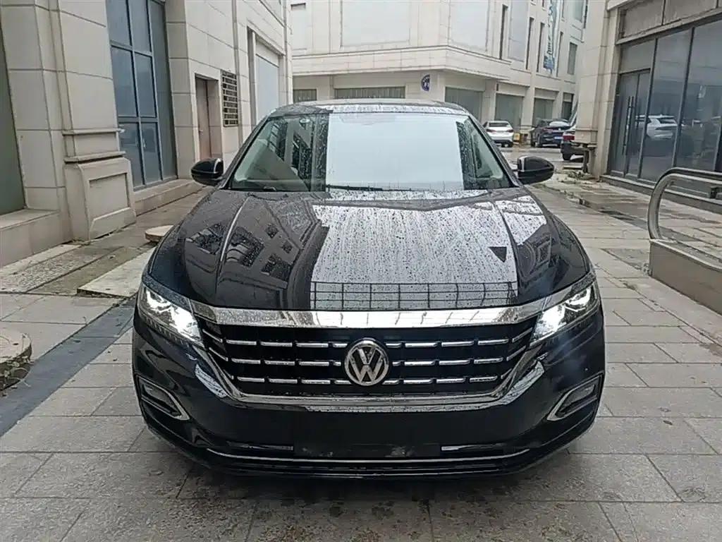 2019 Volkswagen Passat 330TSI Luxury Edition (China VI Emission Standard) — миниатюра 3