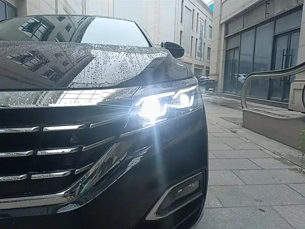 2019 Volkswagen Passat 330TSI Luxury Edition (China VI Emission Standard) — миниатюра 24