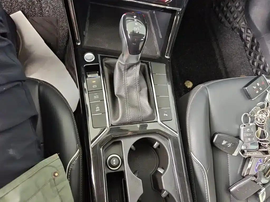 2023 Passat 330TSI Elite Edition — миниатюра 14