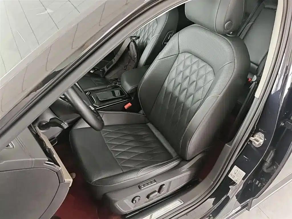 2021 Passat 330TSI Luxury Edition — миниатюра 15