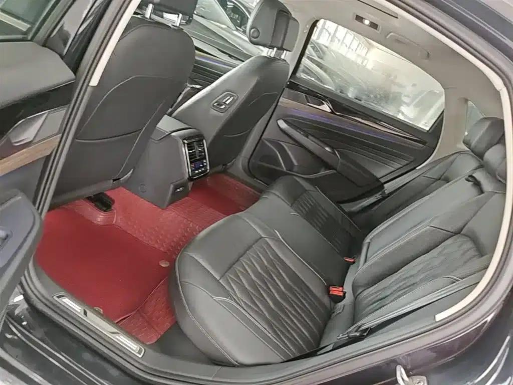 2021 Passat 330TSI Luxury Edition — миниатюра 17