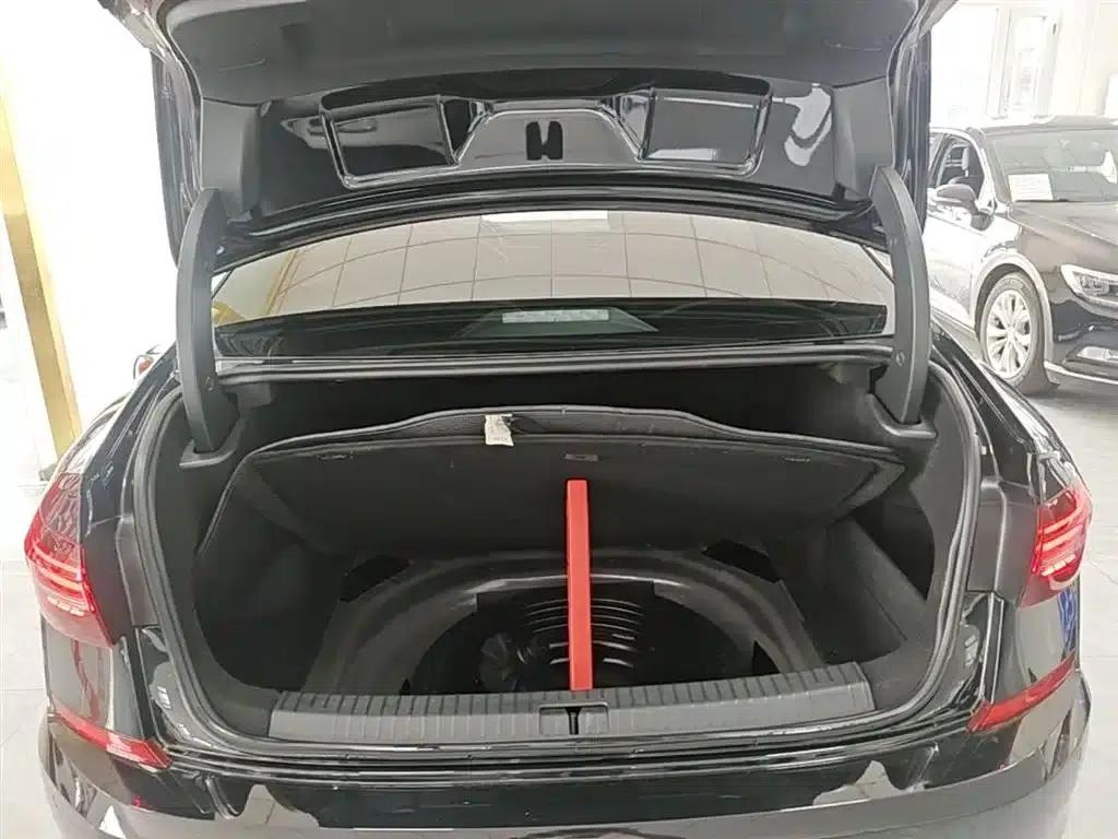 2021 Passat 330TSI Luxury Edition — миниатюра 19
