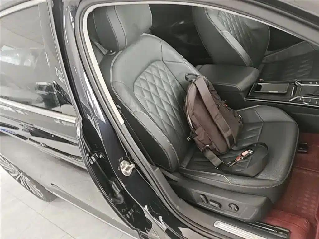 2021 Passat 330TSI Luxury Edition — миниатюра 25
