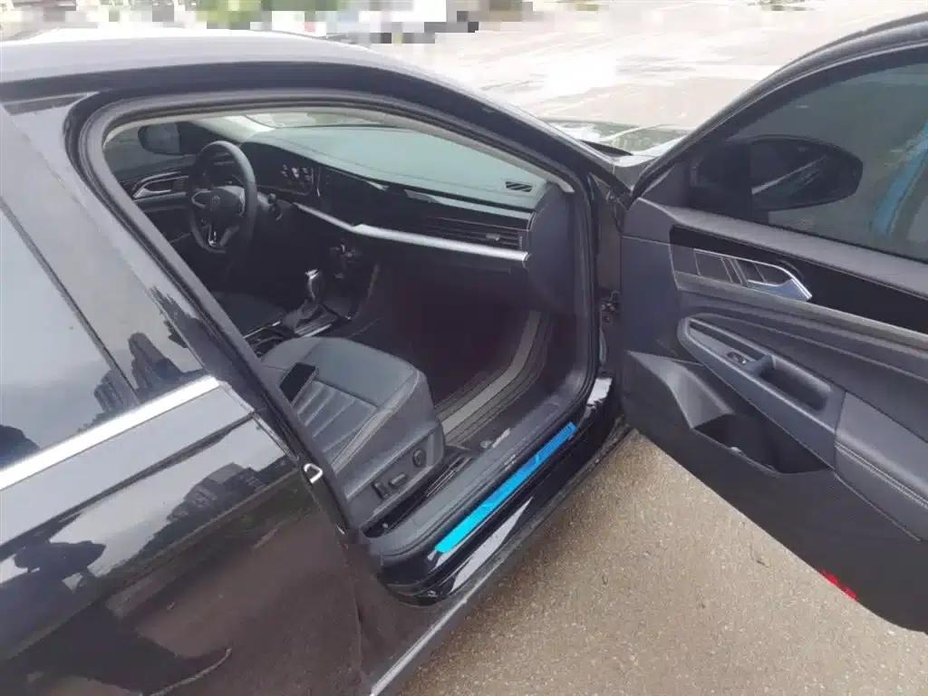 2025 Volkswagen Passat Outstanding Edition 330TSI Starry Sky Elite Edition — миниатюра 20
