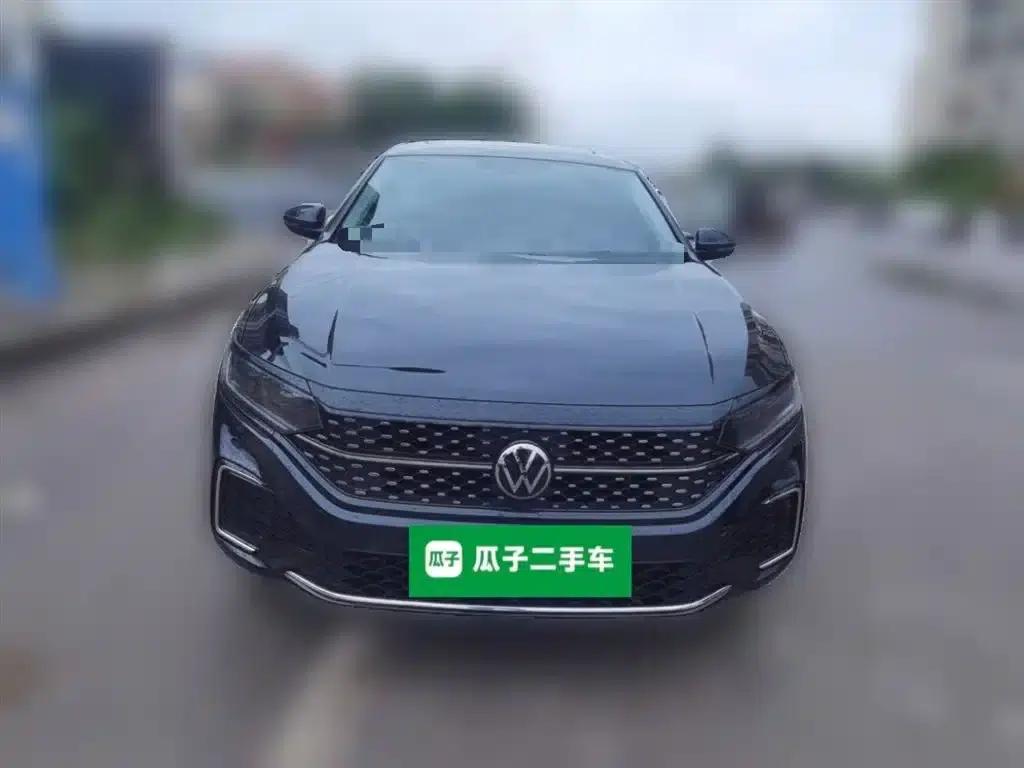 2025 Volkswagen Passat Outstanding Edition 330TSI Starry Sky Elite Edition — миниатюра 24