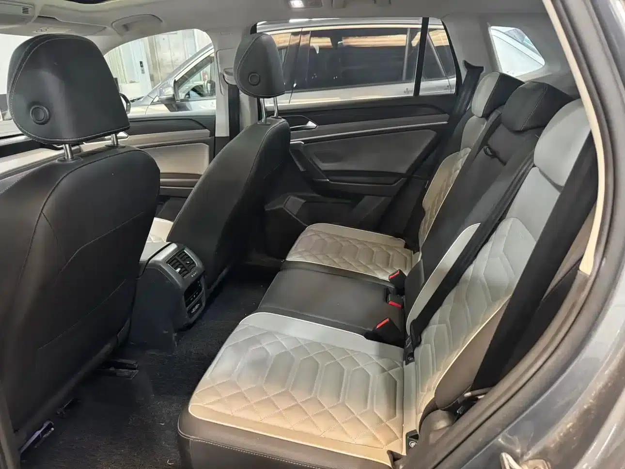 Tayron 2023 300TSI 2WD Luxury Plus Advanced Edition — миниатюра 8