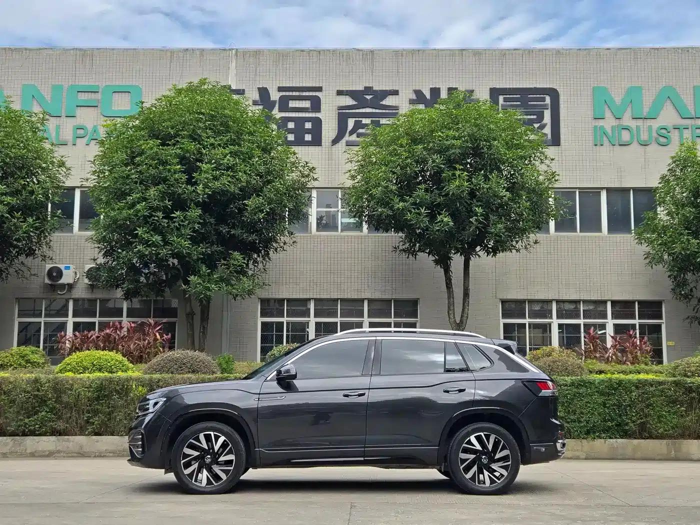 Tayron 2024 330TSI 2WD R-Line High-Performance Edition — миниатюра 4