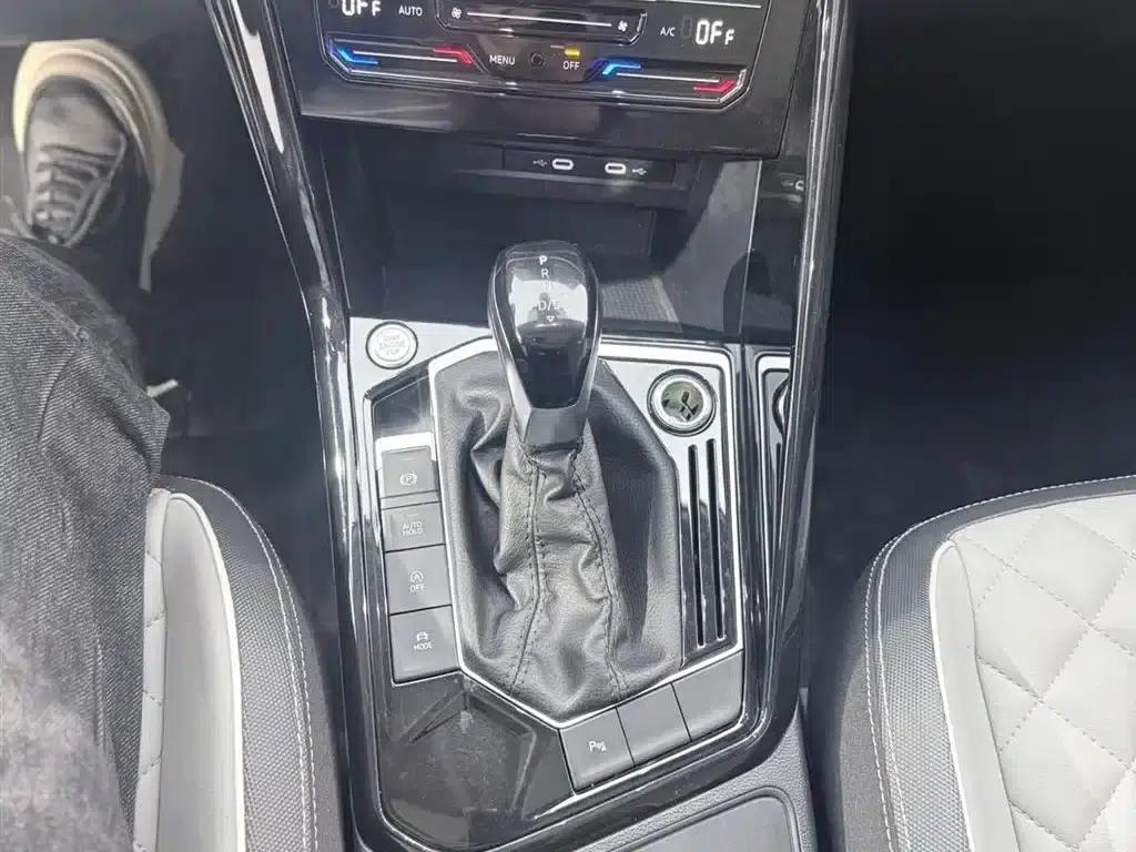Tayron 2023 280TSI 2WD Luxury Plus Advanced Edition — миниатюра 12
