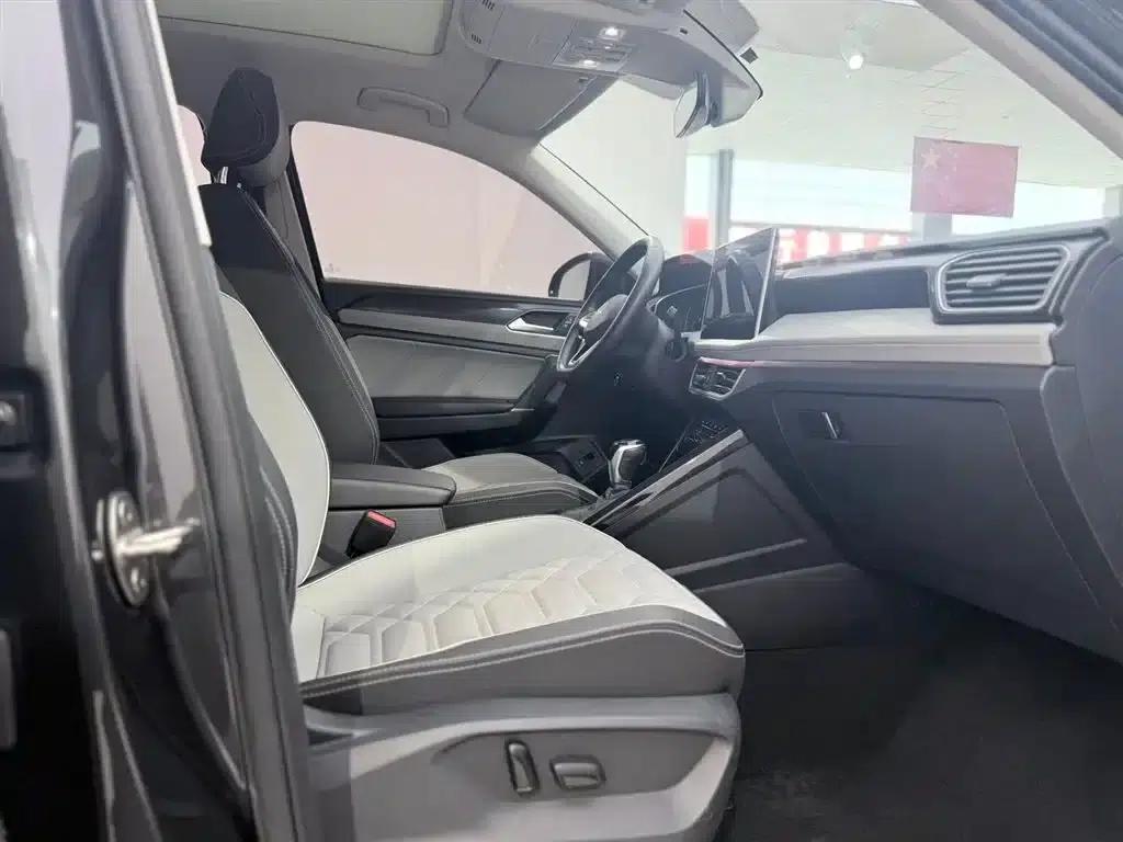 Tayron 2023 280TSI 2WD Luxury Plus Advanced Edition — миниатюра 13