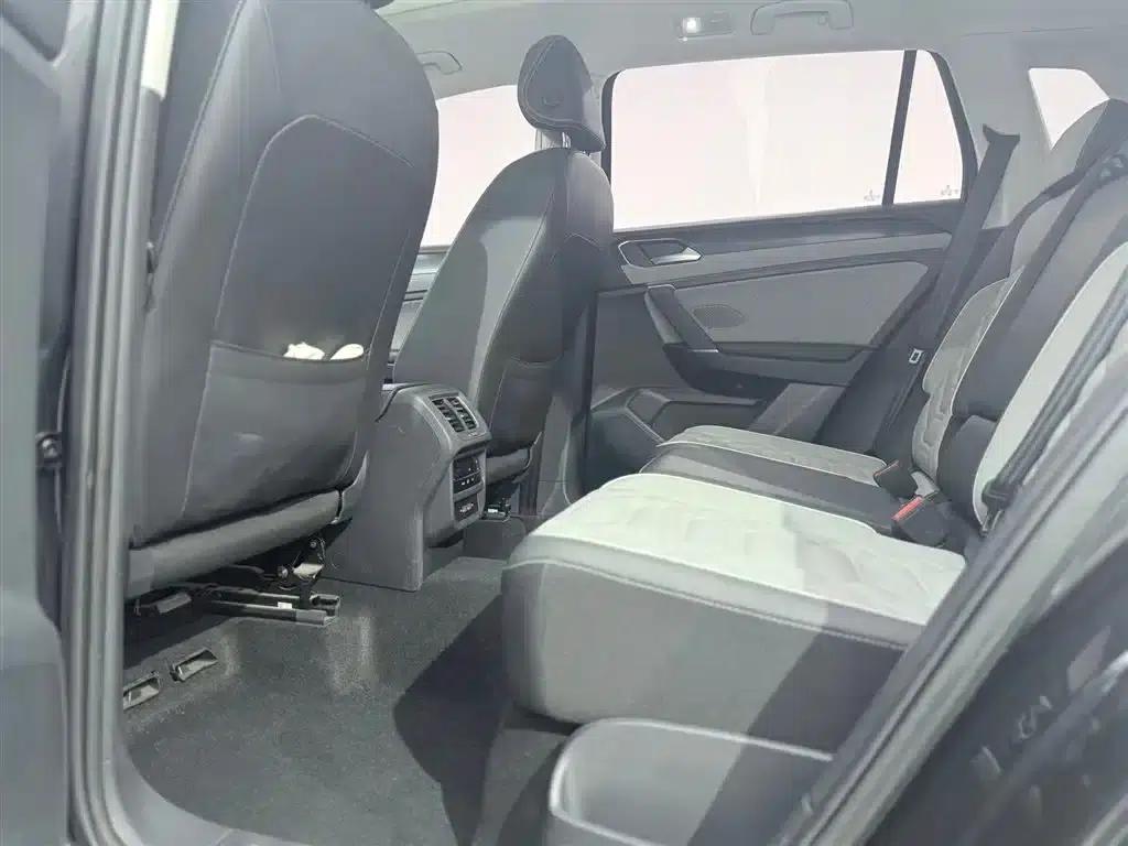 Tayron 2023 280TSI 2WD Luxury Plus Advanced Edition — миниатюра 14