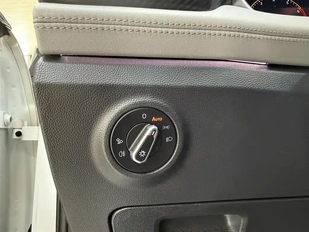 Tayron 2023 280TSI 2WD Luxury Plus Advanced Edition — миниатюра 13