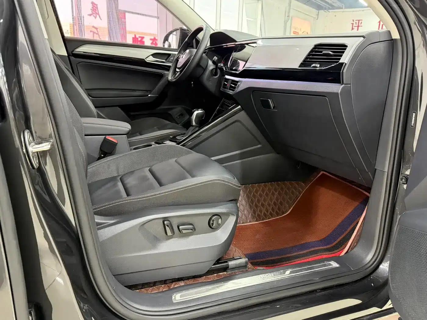 Tayron 2022 280TSI 2WD Luxury Intelligent Edition — миниатюра 19